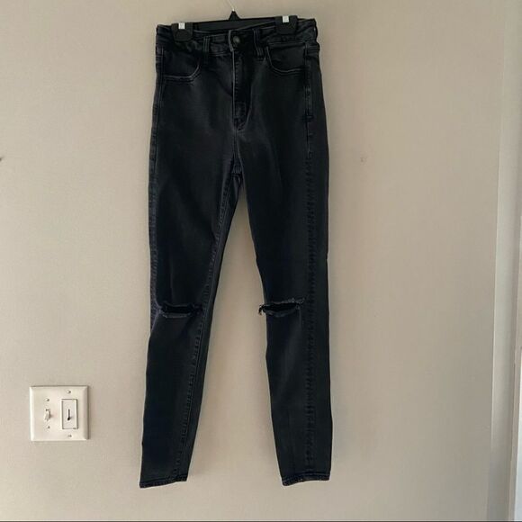 American Eagle Black Super High Rise Jegging size 4 - Picture 2 of 8